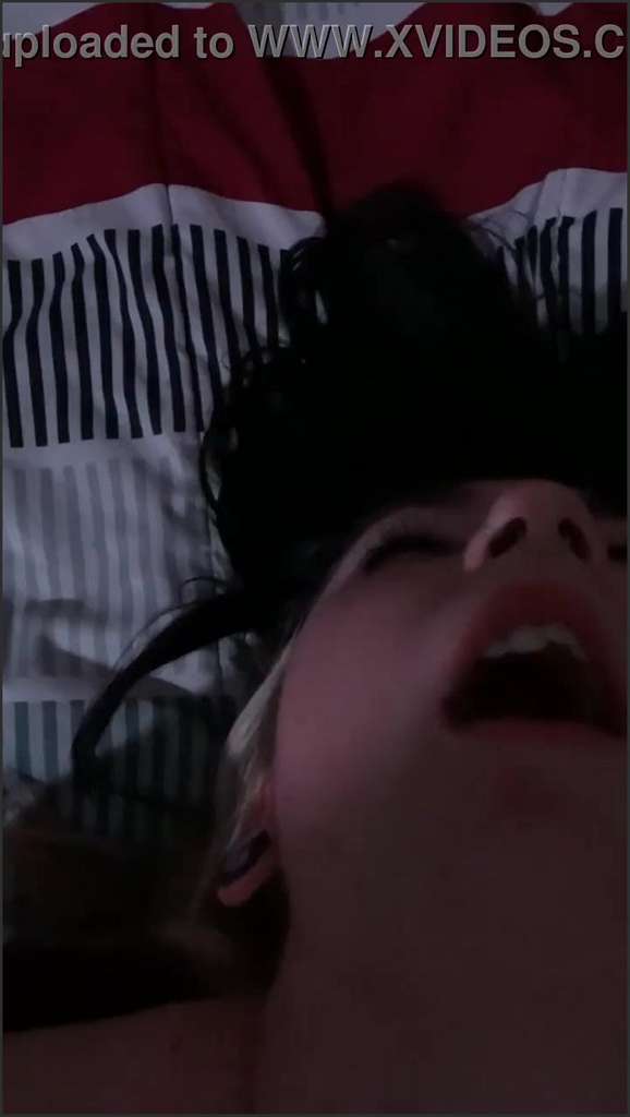 Charli Damelio Analsex mit einem Monsterschwanz