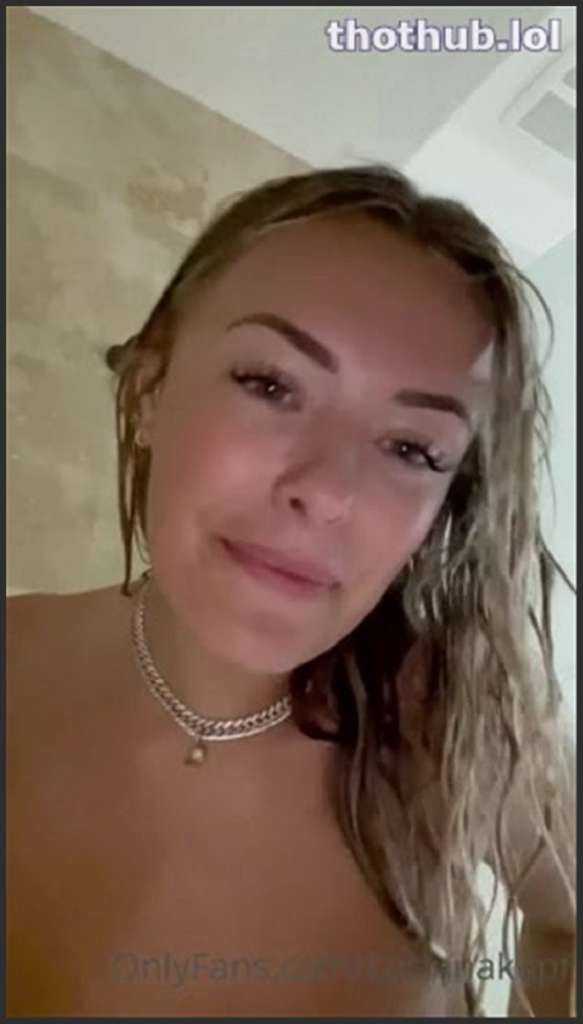 Corinna Kopf schmeckt ihr verdammt gut