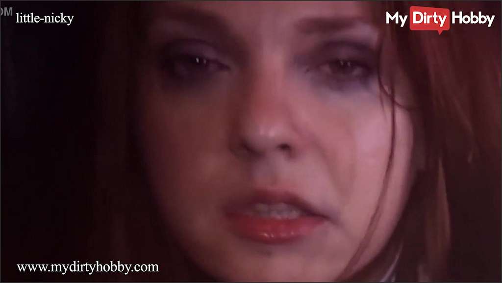 Little Nicky Girl fickt ihre Schulden ab