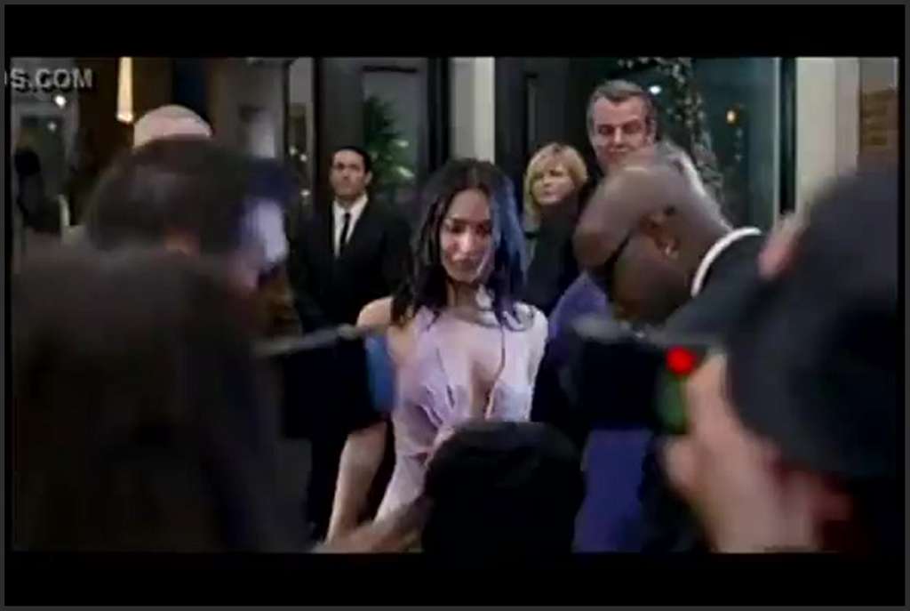 Megan Fox Porno Video fickt sich vor dem Sex selber anal