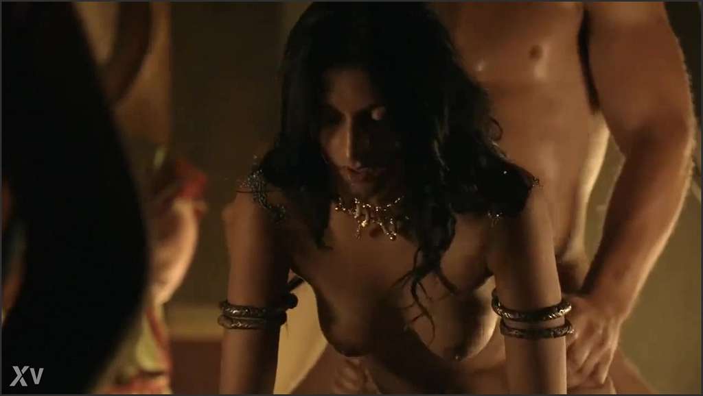 Sex Tv squirtet beim Fickmaschinen Sex