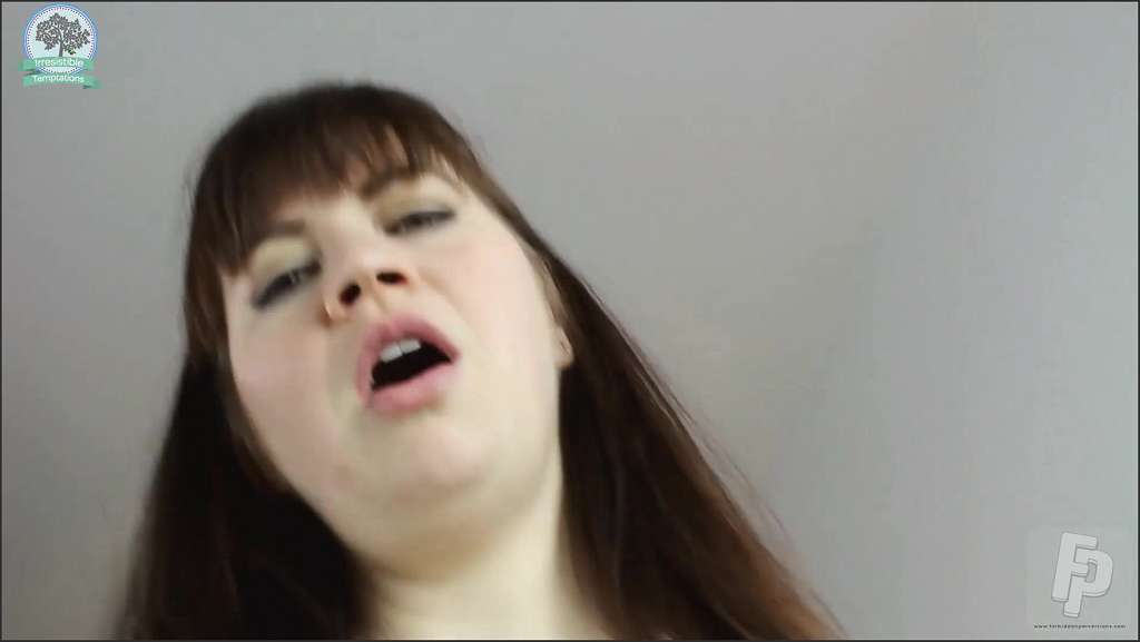 Tammie Madison Maklerin Melody Pleasure überredet einen Klienten zum Sex