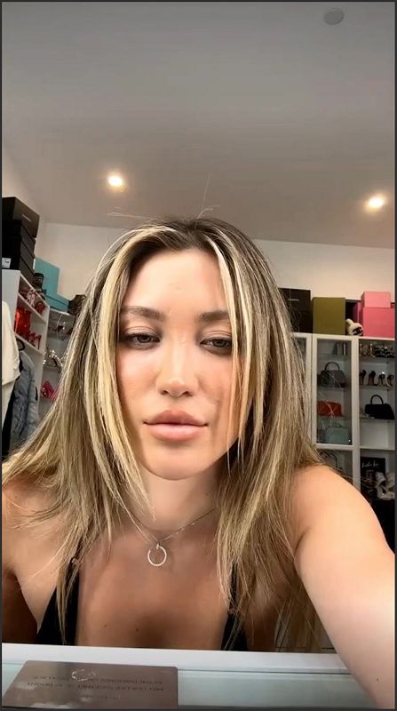 Stefanie Knight Heißeste neue Nacktszene